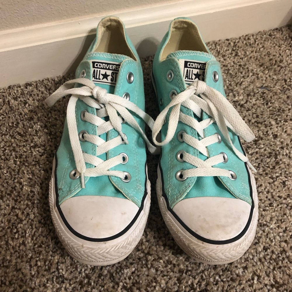 Tiffany blue converse WOMENS size 9